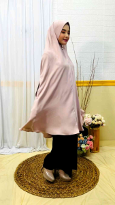 Jilbab Jumbo Bahan Dramaqueen Model Bolong Lengan