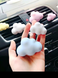 Handmade Car Aroma Stone Diffuser Vent Clip Handmade Cloud Shape Essential Oil Perfume Aroma Car Fresheners | Batu Aroma Kereta 小云朵扩香石