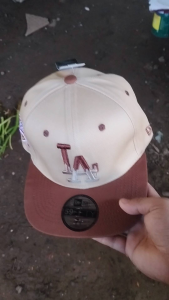 NEW ERA CAPS 57cm