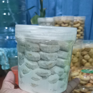 Kue Lebaran Putri Salju 250 gr & 400 gr