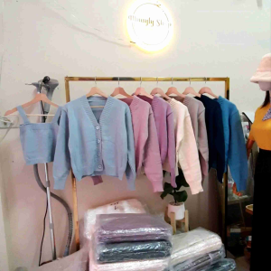 Great bkk🌷 7 สี เซ็ต ชูด [ ชุดเซ็ต 2 ชิ้น ] เสื้อคลุมคาร์ดิแกน + เสื้อสายเดี่ยว เสื้อกันหนาวไหมพรมแขนยาว ผ้าหนานูม