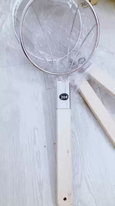 Vợt lưới inox cán gỗ vớt thức ăn ( đường kính 20cm) | Lazada.vn