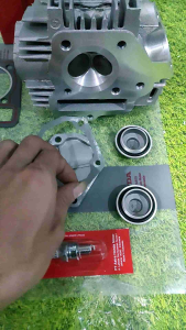 BLOK HEAD CYLINDER ASSY SUPRA FIT SUPRA FIT NEW REVO LAMA 100cc PAGENDA ( BLOK HEAD ISI LENGKAP FREE PAKING DAN BUSI )