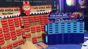THỜI KHÓA BIỂU 3D – GIÚP GÓC HỌC TẬP CỦA BÉ TRỞ NÊN ĐẶC BIỆT HƠN