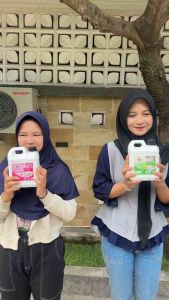 Raja Onlineshop Parfum Laundry Premium Pelicin Pelembut Pewangi Pakaian kemasan 1 Liter Sakura