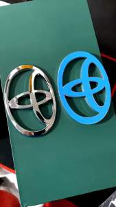 Logo trước và sau trên các dòng xe Toyota Innova Camry Vios Yaris Fortuner Corolla Altis...