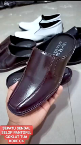 Sepatu Sendal coklat selop kulit pria/Sepatu selop coklat pria/Sepatu selop kulit formal kerja dinas santai/SENDAL SELOP UKURAN 35 36 37 38 39 40 41 42 43 44