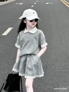 Set bộ cho bé gái phối ren phong cách hiện đại áo polo cổ bẻ kết hợp quần dáng xòe - size từ 15-50kg