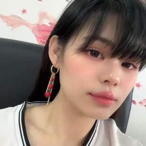 Light luxury New Year red ball tassel chain earrings🎀