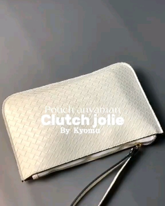 KYOMU" clutch/pouch dompet tangan jolie free tali pendek anyaman kulit(size 26cm)