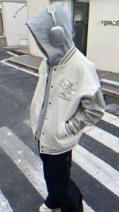 Áo khoác bóng chày nam và nữ áo bomber varsity màu be chất vải dạ 2 lớp dày dặn phối tay da cao cấp màu xám
