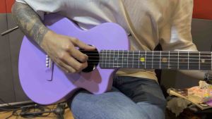 กีตาร์โปร่ง Natasha Asteroid Carbon Fiber (Acoustic Guitar)