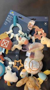 ของเล่นแขวน ห้อยรถเข็น มียางกัด ของเล่นเสริมพัฒนาการ Busy Ring