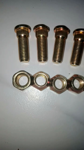 Rear Hub Stud Bolt for Rusi Chariot175 (Set)