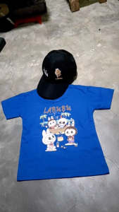 Baju Atasan Anak Kaos Labubu Satu Set Dengan Topi - Pilihan Warna Gambar Random - Fashion Bordir