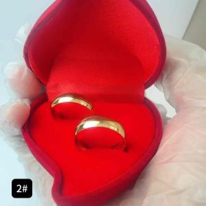 Italy 10k Wedding Ring with Free Box - Magnificent Gold Design for Every Look and Wardrobe Coordination