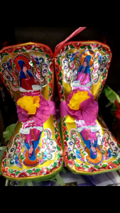 กระดาษมงคลไหว้มงคลสำหรับวันไหว้พระจันทร์ราคาคู่ละ 180บาท ไหว้พระจันทร์