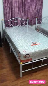 เตียงเหล็ก 3.5 ฟุต 5 6 ฟุต พร้อมที่นอนสปริง หนา 9 นิ้ว (สปริงรุ่นพิเศษ หนานุ่ม) แถม!! หมอนใบใหญ่ (สอบถามค่าส่งก่อนกดสั่งนะครับ)