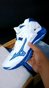 Sepatu Mizuno Volly Ball / Sepatu Mizuno Wave lightning Z8 MD / Sepatu Olahraga Pria Wanita / Sepatu Lari Pria / Sepatu Mizuno Wave Voltage / Sepatu Voly Volly Volleyball / Sepatu Mizuno Murah / Sepatu Volly Keren