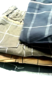 Celana Pendek Tartan Anak Motif Kotak