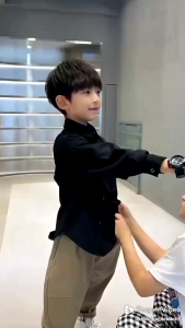 KEMEJA ANAK LAKI-LAKI USIA TANGGUNG/KEMEJA LENGAN PANJANG POLOS ANAK TANGGUNG