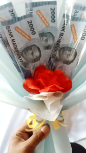 Buket Uang Kosongan Murah Isi 5-10 Slot. Buket Uang Isi Sendiri Cocok Untuk Kado Wisuda Free Kartu