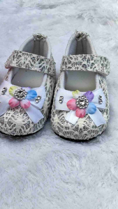 SEPATU BAYI PEREMPUAN LUCU USIA 0-12BULAN