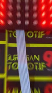 STOPLAMP RUNNING AEROX NEW\\n\\n Apa itu Lampu Stop Untuk Motor Aerox?\\n\\nLampu stop untuk motor Aerox adalah komponen penting yang berfungsi sebagai indikator untuk pengendara lain ketika motor Anda sedang berhenti atau melambat. Lampu stop berkualitas tinggi sangat penting untuk keselamatan pengendara dan penumpang di jalan raya. Dalam artikel ini, kita akan membahas tentang fungsi lampu stop motor Aerox, kelebihan dan kekurangan lampu stop berkualitas tinggi, serta cara memilih dan menginstal lampu stop Aeriox baru.\\n\\n Fungsi Lampu Stop Motor\\n\\nLampu stop pada motor Aerox berfungsi sebagai peringatan bagi pengendara lain ketika motor Anda sedang berhenti atau melambat. Hal ini sangat penting untuk menghindari tabrakan atau kecelakaan di jalan raya. Lampu stop berkualitas tinggi dapat memberikan penerangan yang lebih baik dan lebih tajam, sehingga pengendara lain dapat melihat motor Anda dengan lebih jelas dan mengambil tindakan pencegahan yang tepat.\\n\\n Kelebihan & Kekurangan Lampu Stop Berkualitas Tinggi\\n\\nLampu stop berkualitas tinggi memiliki beberapa kelebihan dan kekurangan. Kelebihannya antara lain:\\n\\n- Memberikan penerangan yang lebih baik dan lebih tajam\\n- Lebih awet dan tahan lama\\n- Lebih hemat energi\\n\\nNamun, lampu stop berkualitas tinggi juga memiliki beberapa kekurangan, seperti harga yang lebih mahal dibandingkan dengan lampu stop biasa.\\n\\n Memilih Lampu Stop Aeriox Baru\\n\\nMemilih lampu stop Aeriox baru bisa menjadi tantangan bagi pengendara motor. Namun, ada beberapa hal yang perlu dipertimbangkan ketika memilih lampu stop motor Aerox baru.\\n\\n Cara Memilih Lampu Stop Motor yang Tepat\\n\\nBerikut adalah beberapa tips untuk memilih lampu stop motor yang tepat:\\n\\n- Pertimbangkan kualitas dan daya tahan lampu stop\\n- Periksa spesifikasi teknis lampu stop, seperti voltase dan amperase\\n- Perhatikan desain dan bentuk lampu stop\\n\\n Tips Memilih Lampu Stop Motor Berkualitas Tinggi\\n\\nBerikut adalah beberapa tips untuk memilih lampu stop motor berkualitas tinggi:\\n\\n- Pilih lampu stop yang memiliki garansi\\n- Pilih lampu stop yang telah teruji dan memiliki sertifikat standar\\n- Pilih lampu stop yang kompatibel dengan motor Anda\\n\\n Instalasi Lampu Stop Aeriox\\n\\nInstalasi lampu stop Aeriox baru bisa menjadi proses yang rumit bagi pengendara motor yang tidak memiliki pengetahuan teknis. Namun, ada beberapa hal yang perlu dipertimbangkan ketika menginstal lampu stop motor Aerox baru.\\n\\n Panduan Instalasi Lampu Stop Motor Aerox\\n\\nBerikut adalah panduan instalasi lampu stop motor Aerox baru:\\n\\n1. Pastikan motor Anda telah dimatikan dan baterai telah dicabut\\n2. Buka bagian belakang motor Anda dan lepaskan lampu stop lama\\n3. Pasang lampu stop baru sesuai dengan petunjuk pemasangan yang disediakan oleh produsen\\n4. Pastikan semua kabel terhubung dengan baik dan tidak ada kabel yang terputus atau terkoyak\\n5. Uji coba lampu stop baru sebelum mengendarai motor Anda\\n\\n Perawatan Lampu Stop Motor Aerox\\n\\nPerawatan lampu stop motor Aerox sangat penting untuk memastikan kinerja optimal dan keamanan pengendara. Berikut adalah beberapa tips perawatan lampu stop motor Aerox:\\n\\n- Bersihkan lampu stop secara teratur dengan kain lembut dan air sabun\\n- Ganti lampu stop jika ada kerusakan atau keausan pada komponen lampu\\n- Periksa kabel dan konektor secara teratur untuk memastikan koneksi yang baik\n}