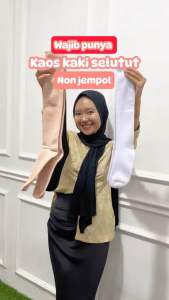 Kaos Kaki Wanita Selutut Bahan Tebal Hitam Putih Cream Murah Berkualitas / Kaos Kaki Panjang Polos