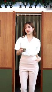 ดีไซส์ไตล์เชิ้ตแต่งปกมาแรง! ใส่ทำงานและลำลองได้ เนื้ิอผ้าดีอยู่ทรงสวย (สีขาวไม่บาง)