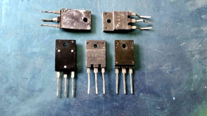 jual transistor cabutan IC monitor asli D2499 TOSHIBA