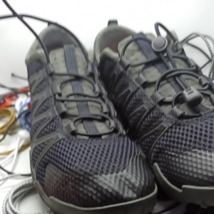 TALI SEPATU ANTI IKET MELAR DENGAN KUNCIAN LOCK STOPER LOCK LACES SEPATU ANAK SEKOLAH DAN  OLAHRAGA