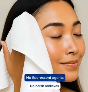 LANUDE Clean Facial Towel (Unscented Non-Tear Even When Wet Makeup Remover Gym Towel)