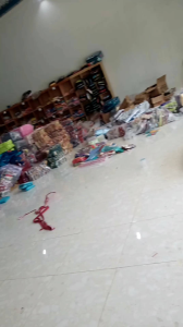 Gorden Hordeng 3 meter tinggi dan 25 meter abu tua