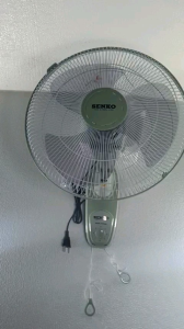 Quạt treo tường Senko TC1626