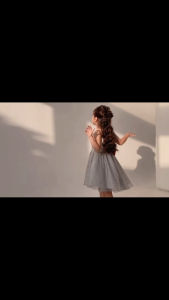 Cutieland - Đầm tiệc sự kiện sọc xám lệch vai nơ eo đỏ