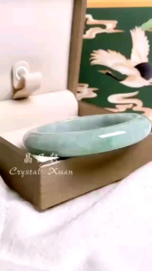 【现货】55mm 内围 翡翠玉手镯|东方灵玉 × 温润养人 × 高端气质 ✨ 55mm Natural Jadeite Jade Bangle|Elegance • Nourishing Energy • Timeless Luxury