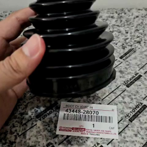 KARET BOOT CV JOINT DALAM INNOVA ZENIX BOOT AS RODA DALAM KIJANG INNOVA ZENIX BAHAN SINTESIS.