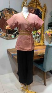 ชุดสปา ชุดสปาผู้หญิง ชุดพนักงานสปา ชุดนวดไทย  ชุดพนักงานนวด ชุดยูนิฟอร์ม ชุดพนักงานต้อนรับ ชุดสปาผู้หญิง