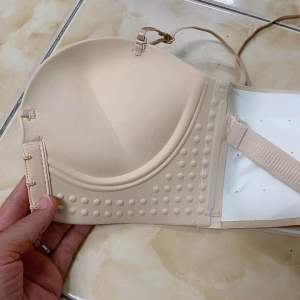 Áo Ngực su đúc cúp ngang cài trước đệm dày 5cm siêu nâng không dây không gọng cao cấp MS946