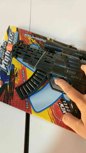 KIDZOONAA - MAINAN ANAK TEMBAK KRETEK TANPA BATERAI PISTOL GUN FIGHTERS (IM-5302 ΗT/CD)