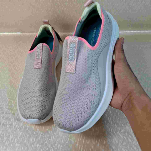 SKECHERS GORUN VAPOR FOAM WOMENS/SEPATU SKECHERS WANITA VAPOR FOAM WOMENS/SKECHERS WANITA/SEPATU WANITA/SEPATU VAPOR FOAM