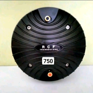 loa trép RCF 750