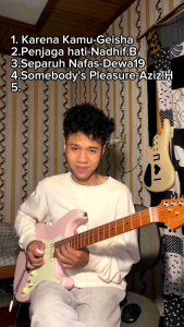 Memilih Gitar G-Board Led & Plectrum Strummer: Panduan Lengkap