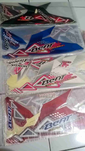 Striping Sticker Polet Body Motor Beat 2011Warna Merah / Biru/ Putih