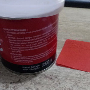 Sanpolac 1/4 kg Dempul Special Polyester Putty (250 GR ) resin & Hardener - San Polac 1/4 kg