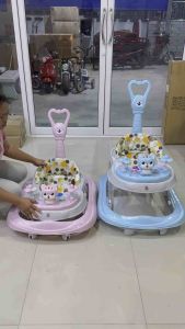 รถหัดเดิน รถเด็กหัดเดิน มีด้ามเข็น รุ่นใหม่แข็งแรง เจ้าแมวเหมียวน้อยน่ารัก มีเสียงดนตรี มีด้ามเข็น No.5010