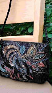 Hàng Si túi đeo chéo kết cườm