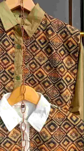 Kemeja ALMA Polo Linen Mix Katon Etnik: Desain & Kelebihan