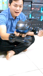 XE OTO ĐỊA HÌNH Gầm Cao Kiểu Dáng Cá Heo Bay Mới 2023 Có chức Năng Phun Sương